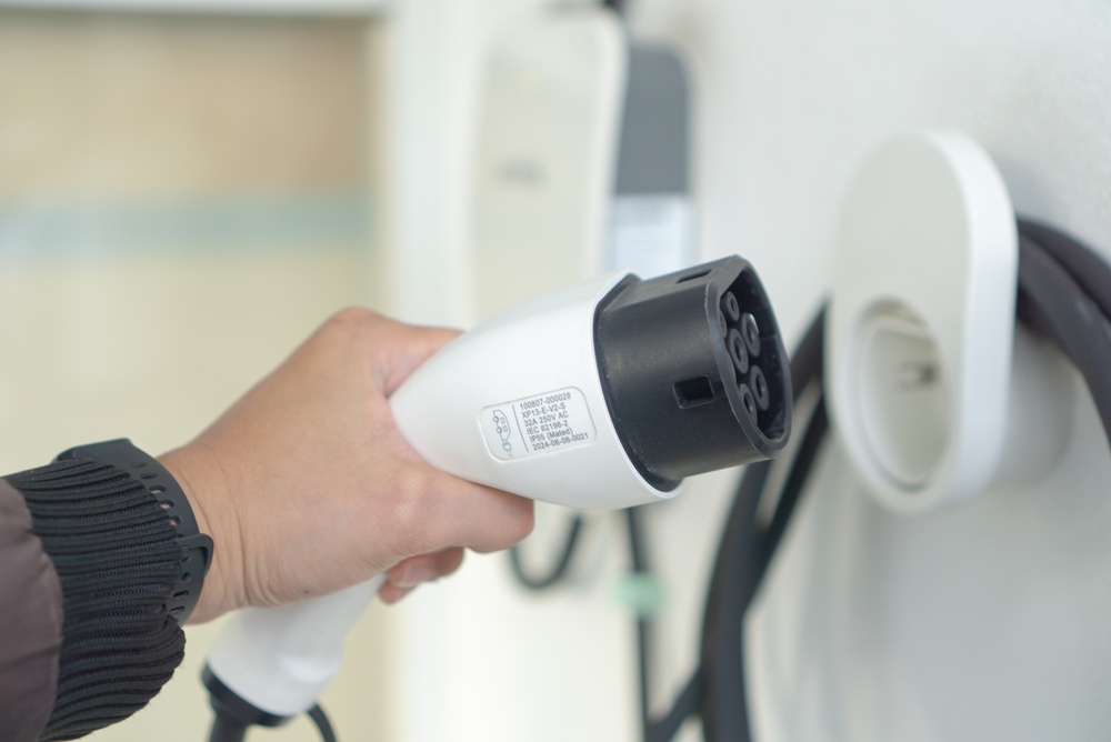 Electric buses typically achieve a range of approximately 250–300 kilometers per full charge